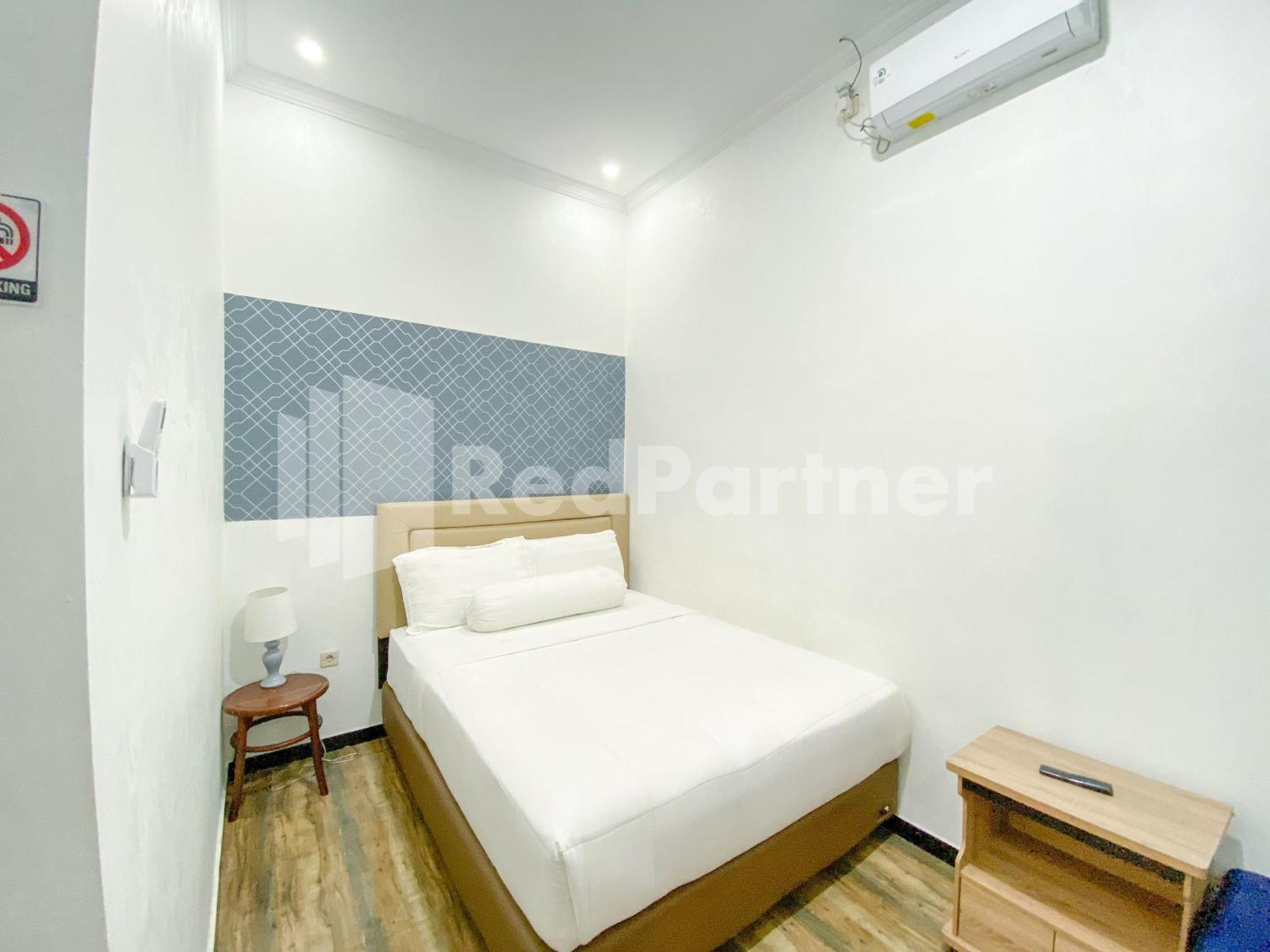 ホテル House N Coffee 55 Temanggung Redpartner エクステリア 写真