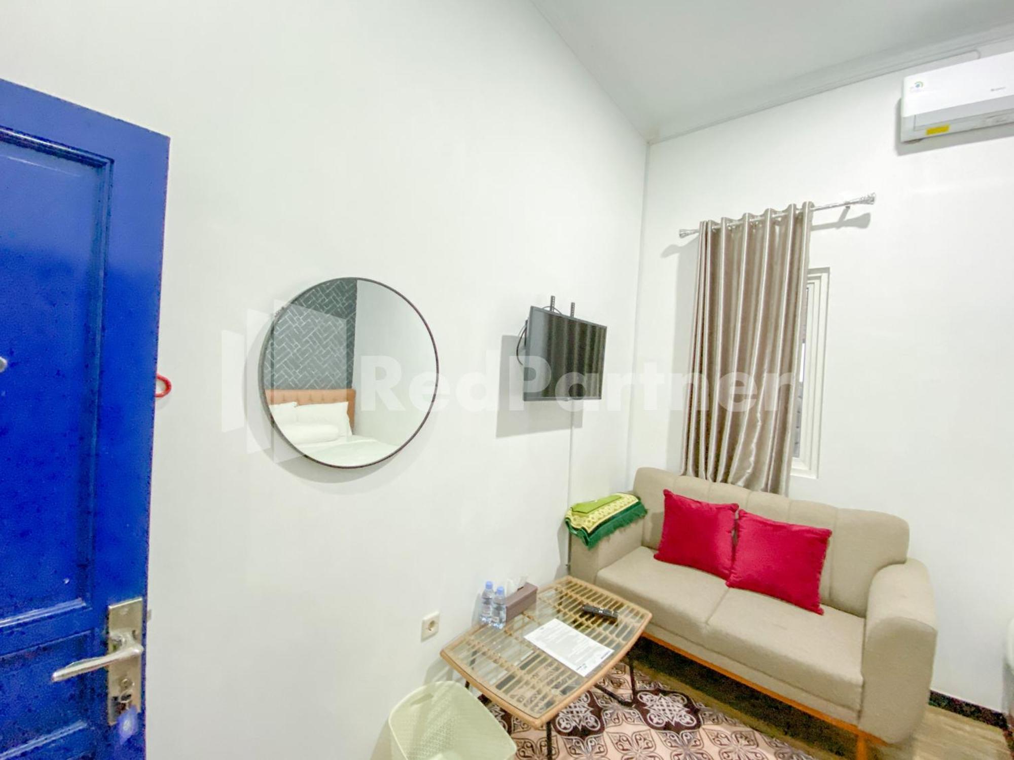 ホテル House N Coffee 55 Temanggung Redpartner エクステリア 写真